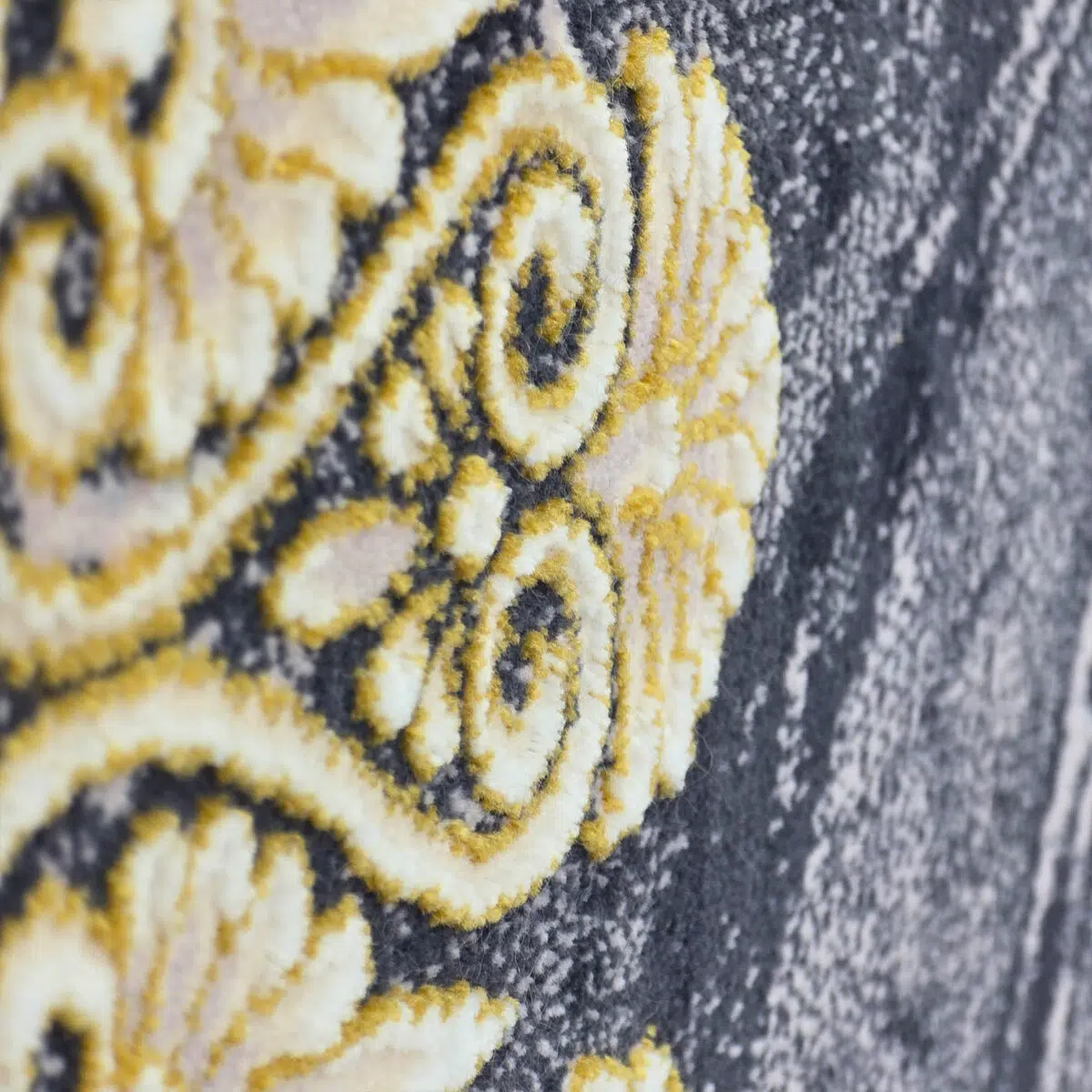 Baghdad Carpet – Plush Gold Grey Floral Weave with Soft