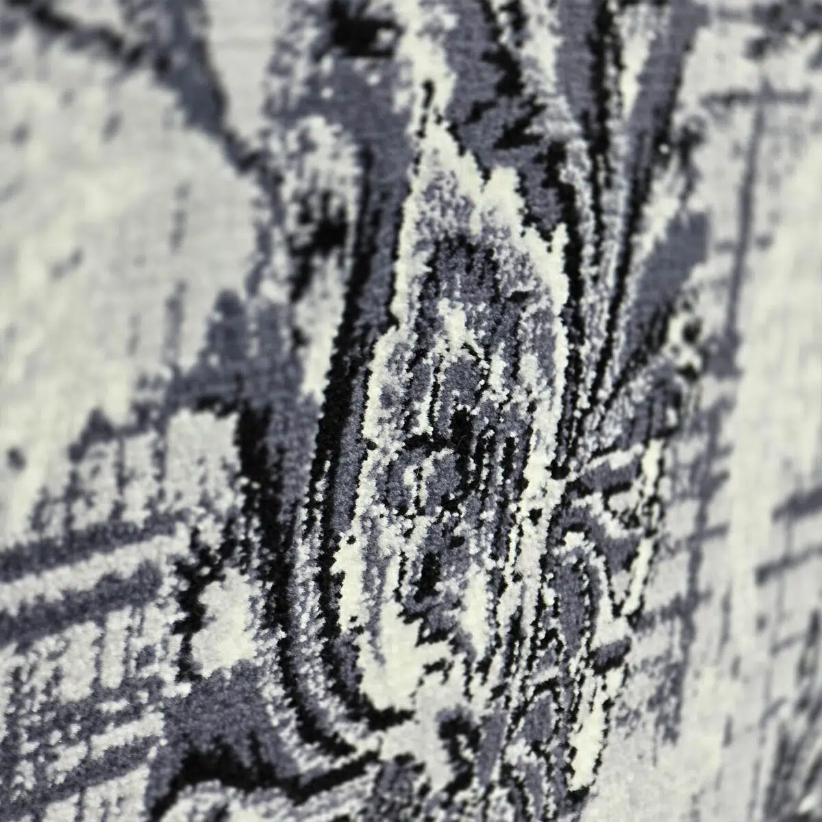 Dubai Carpet Modern Persian Floral Motif