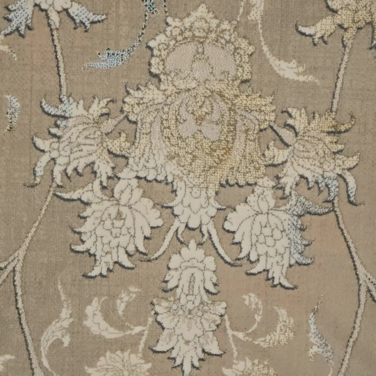 Zamzam Carpet – Exquisite Floral Motif with Beige Gold Accents