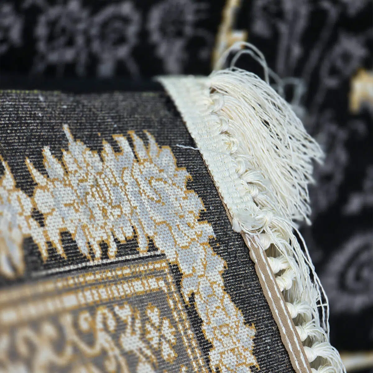Close-up of the Jeddah Majesty Carpet’s durable jute and polyester backing, highlighting fine craftsmanship.