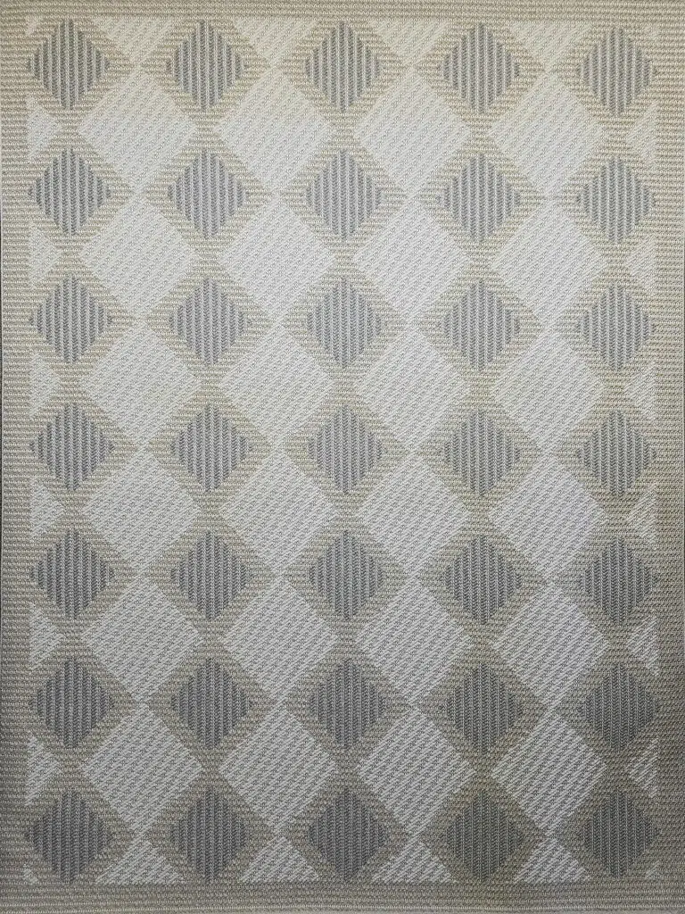 Full top view of Crater rug showing its diamond geometric pattern