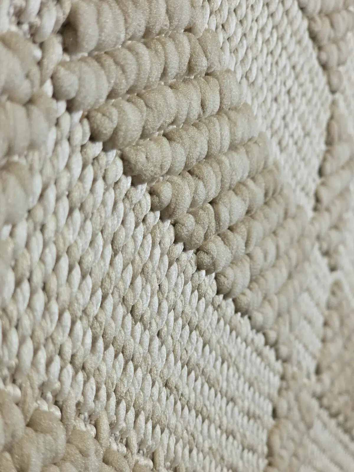 Side view showing the weave and structure of the Umbra rug.